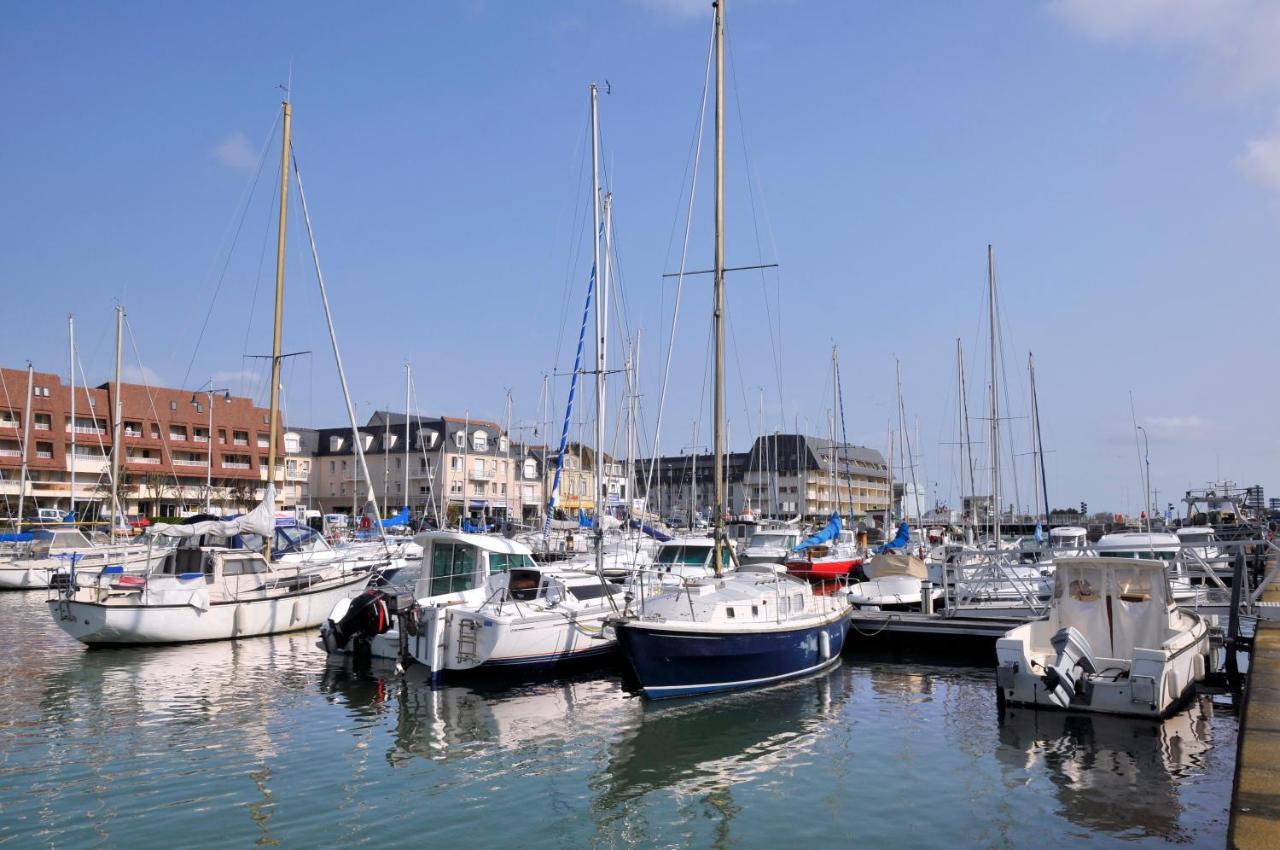 Jardin - A 50M De La Plage - Wifi - Parking クルル・シュル・メール エクステリア 写真